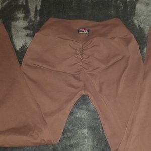 Celestial Bodiez Scrunch Booty Leggings